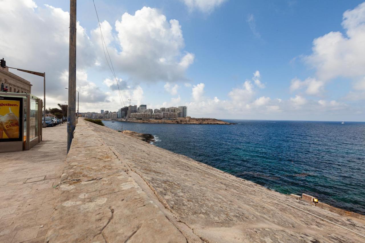 Designer Home With Comfy Sofa In Central Valletta By 360 Estates Exterior foto